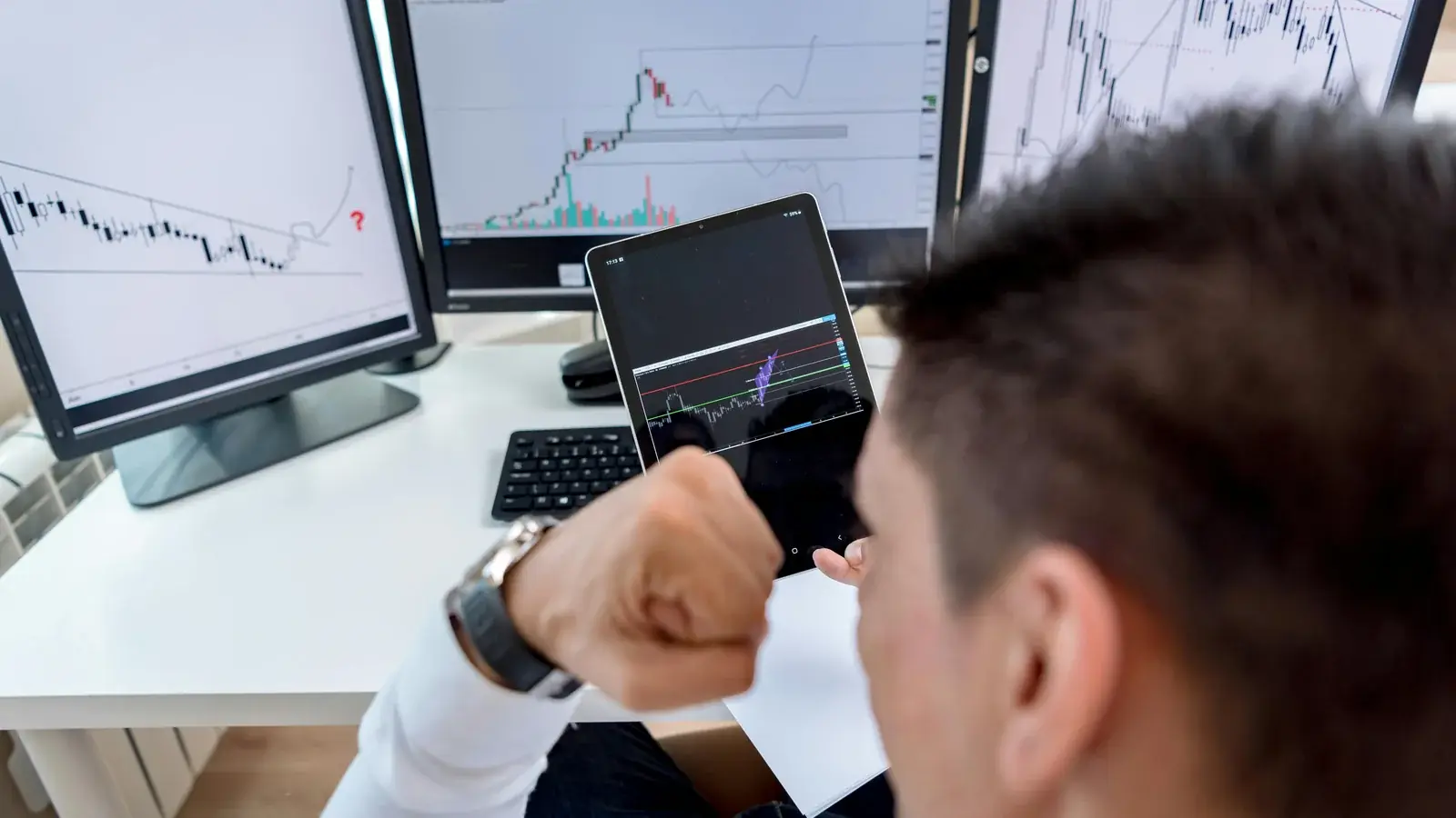 C++ in High-Frequency Trading: From Market Data to Deterministic Latency